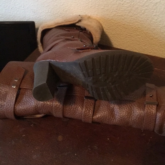 Tall boots 4” heel - Picture 4 of 4